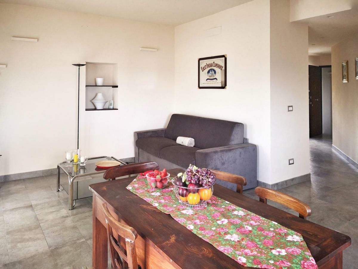Appartamento Deluxe Con Terrazza Sul Mare Savone Extérieur photo
