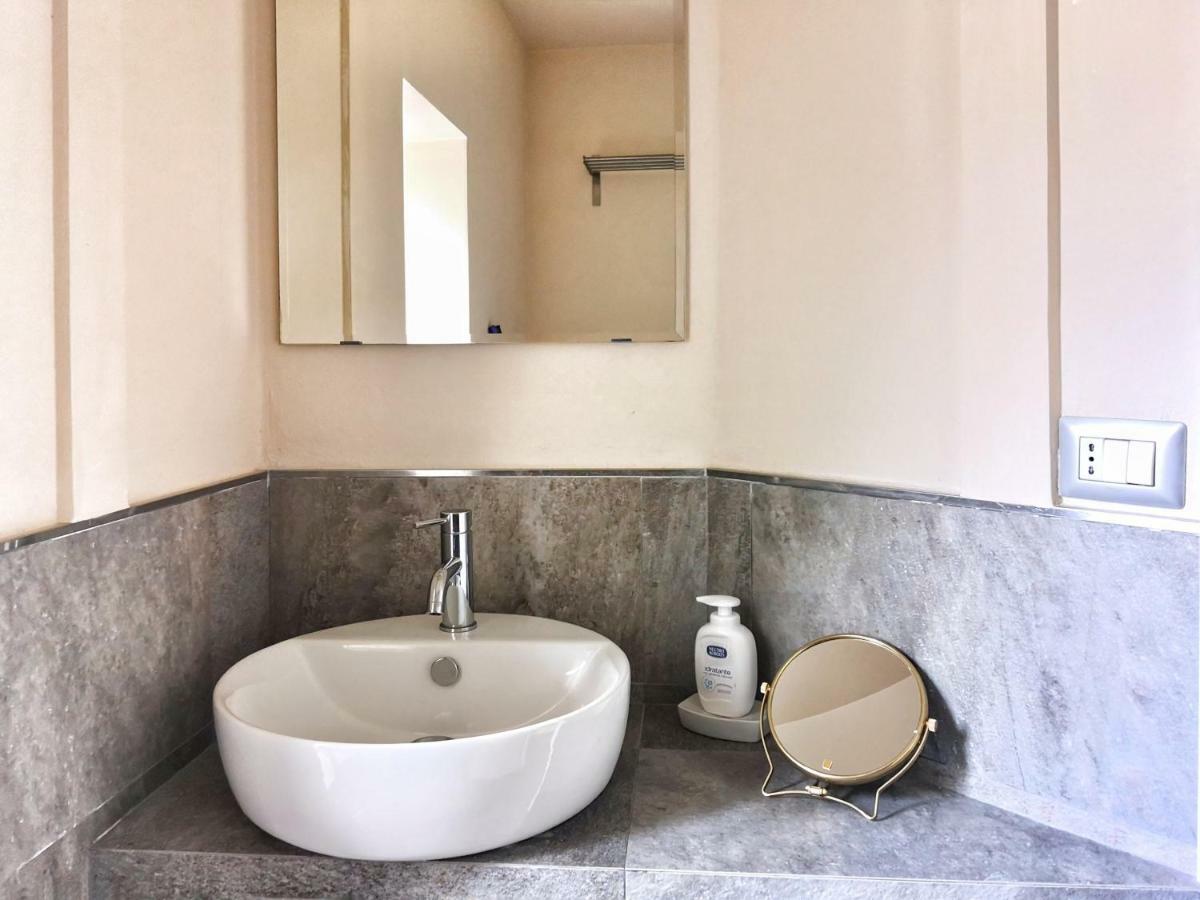 Appartamento Deluxe Con Terrazza Sul Mare Savone Extérieur photo
