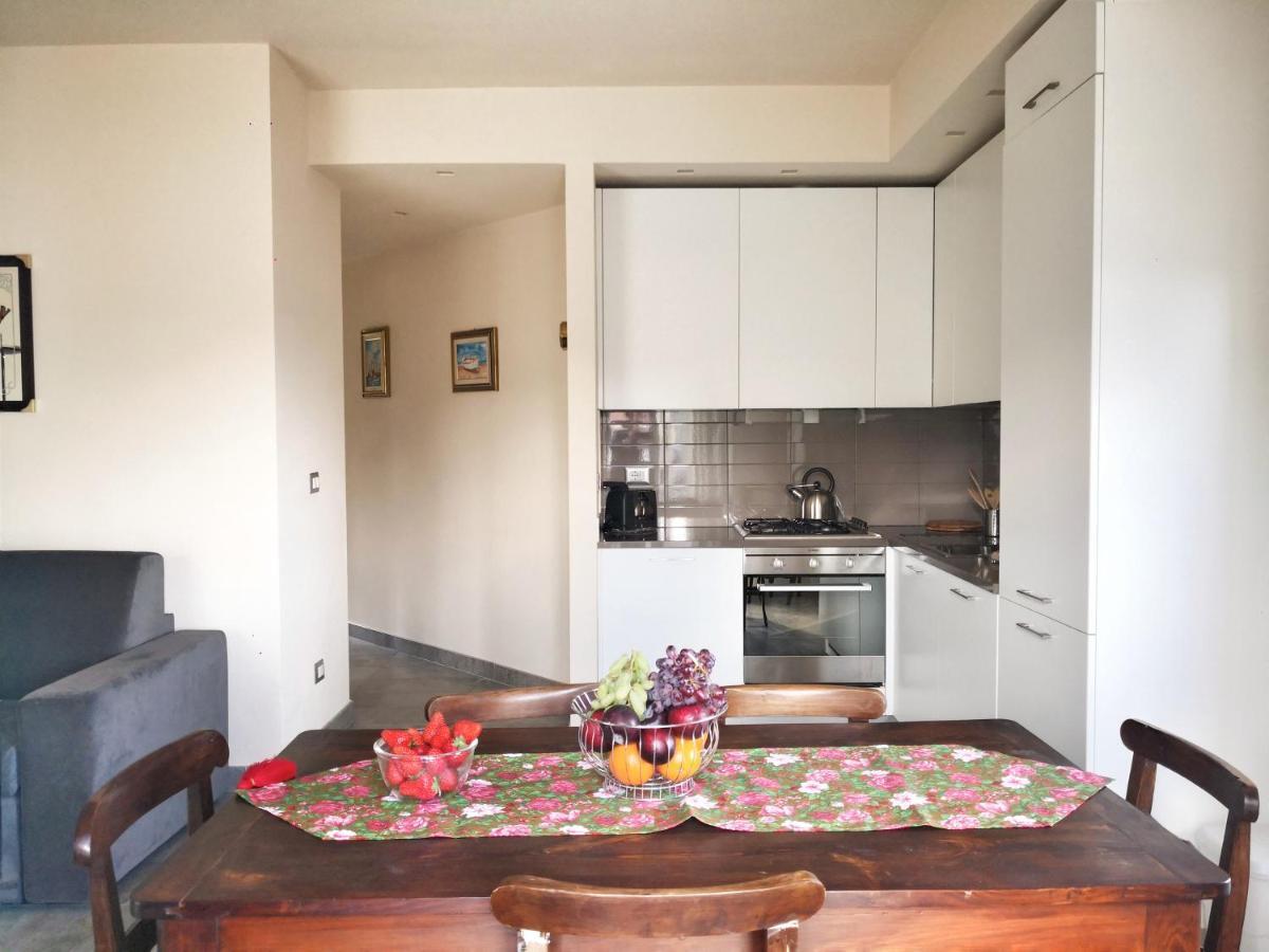 Appartamento Deluxe Con Terrazza Sul Mare Savone Extérieur photo