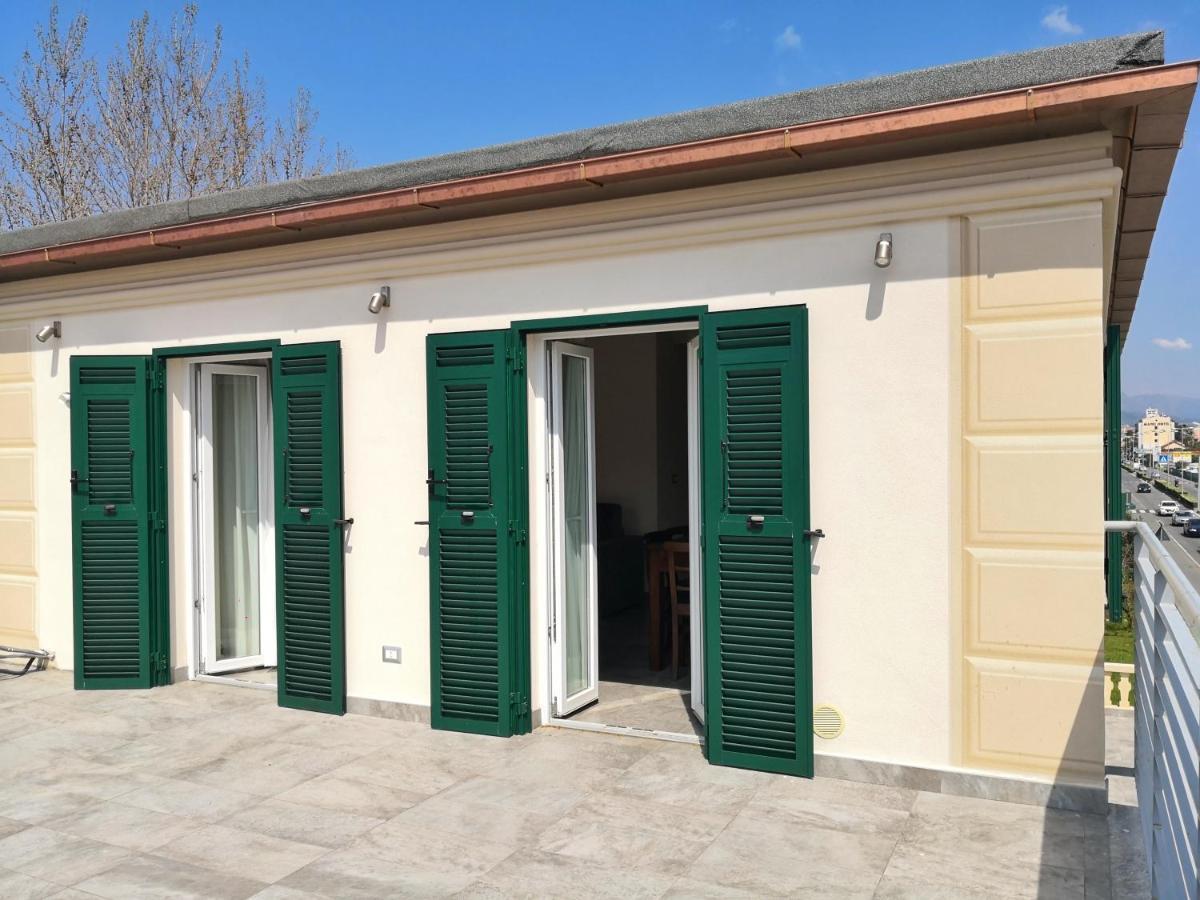 Appartamento Deluxe Con Terrazza Sul Mare Savone Extérieur photo